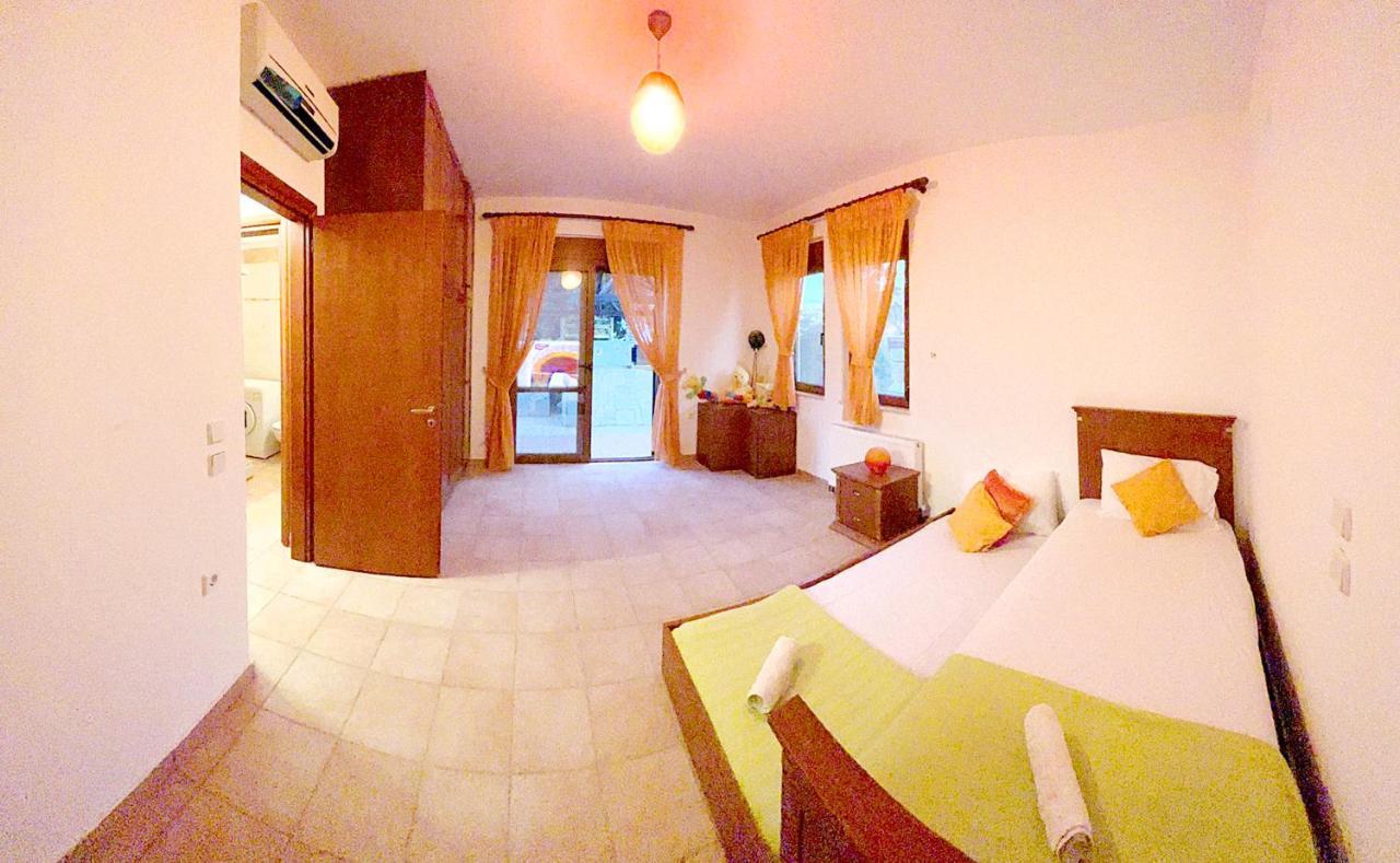 Tramonto Blue Villa Генади Екстериор снимка